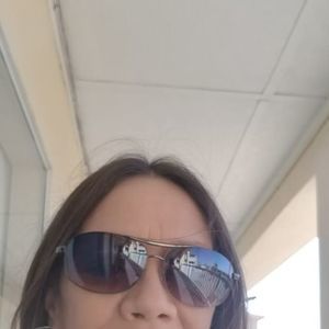 Meet your Posher, Joy